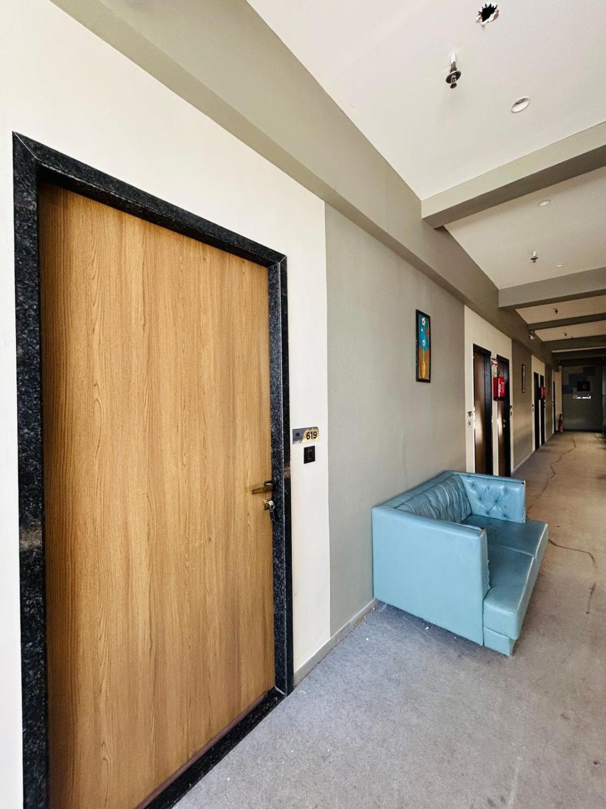 Hotel Gold Palace Inn Surat Dış mekan fotoğraf